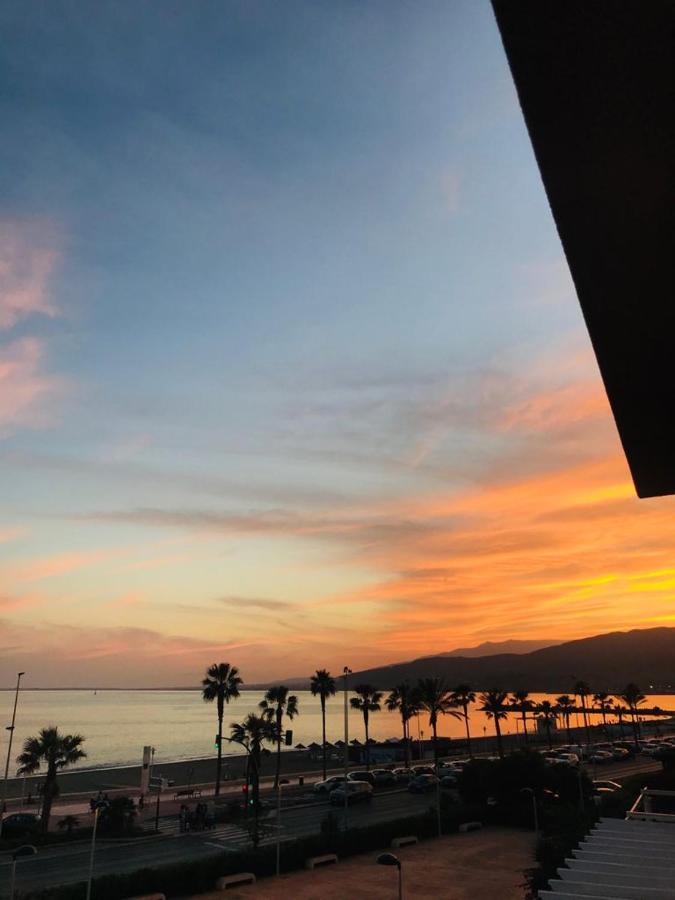 Apartamento 5 EN PRIMERA LÍNEA DE PLAYA CON VISTAS AL MAR Almería Exterior foto