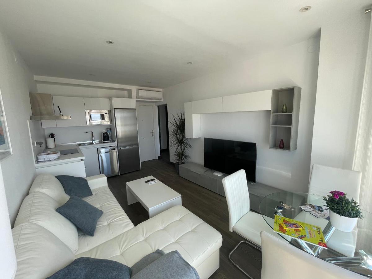 Apartamento 5 EN PRIMERA LÍNEA DE PLAYA CON VISTAS AL MAR Almería Exterior foto